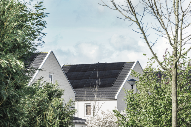 Zonnepanelen op dak | Vattenfall Energie